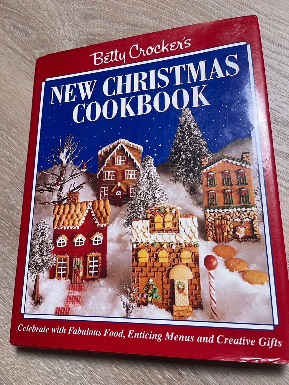 Vintage Betty Crocker’s New Christmas Cookbook Hardcover with Book Sleeve